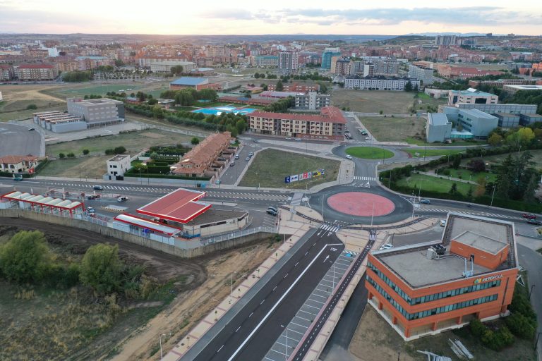 urbanización la serna la granja