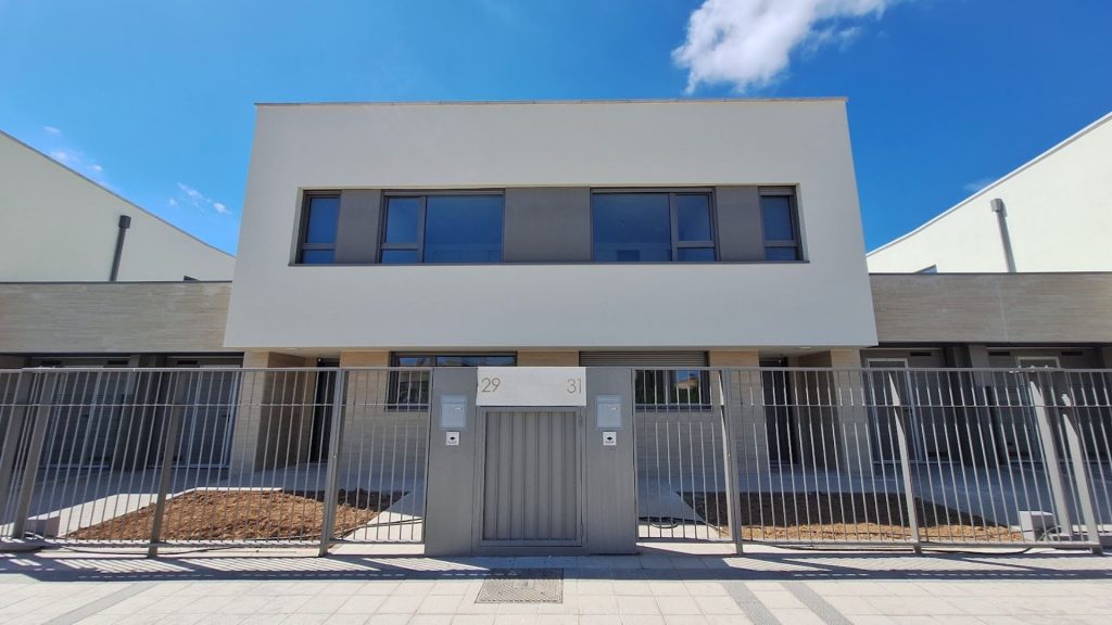 32 viviendas el peral